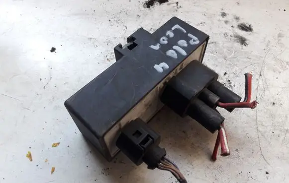 Coolant fan relay