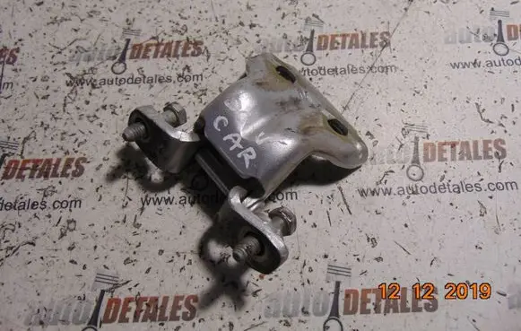 Mitsubishi Carisma Rear door upper hinge