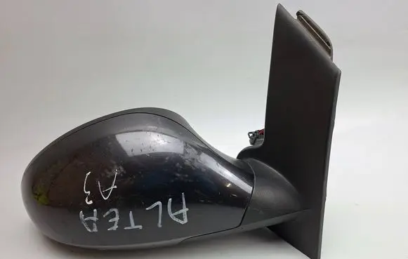 Seat Altea Front door electric wing mirror E9024142