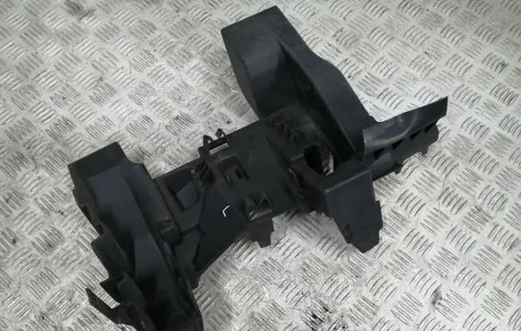 Citroen DS5 Front bumper mounting bracket 9673297477 2007317 73297477