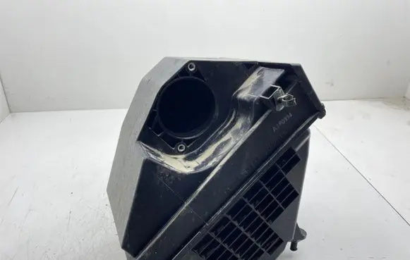 KIA Sportage Air filter box 28112D3100