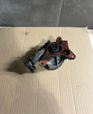 Opel Vivaro Vacuum pump 