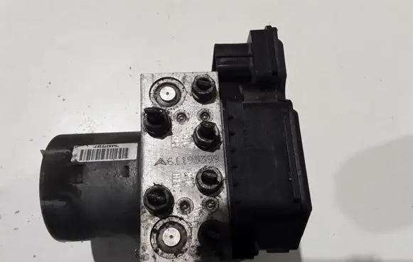 Volkswagen PASSAT B7 ABS Pump 3AA614109AC