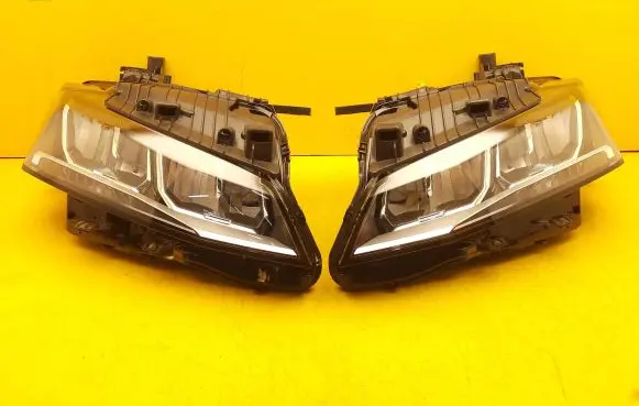 Peugeot 308 Headlight/headlamp 9849116580 9849116280