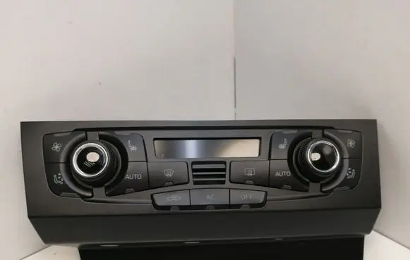 Audi A5 8T 8F Climate control unit 8T2820043AG