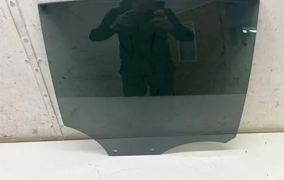 Opel Corsa F Rear door window glass 43R006723 E002034
