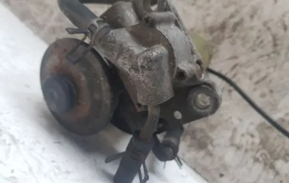 Toyota Avensis T250 Mechanical fuel pump 