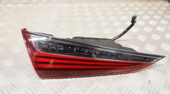 Lexus ES 250 - 300 - 330 Tailgate rear/tail lights 8159033471
