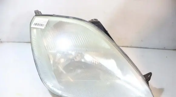 Ford Fiesta Headlight/headlamp