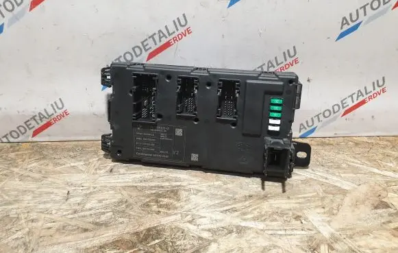 BMW 4 F32 F33 Central body control module 6819333 61356819333