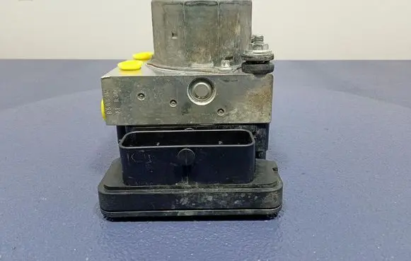 Dacia Duster ABS Pump 2265106516