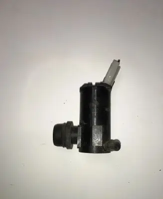 Mitsubishi Pajero Windscreen/windshield washer pump 8603101260