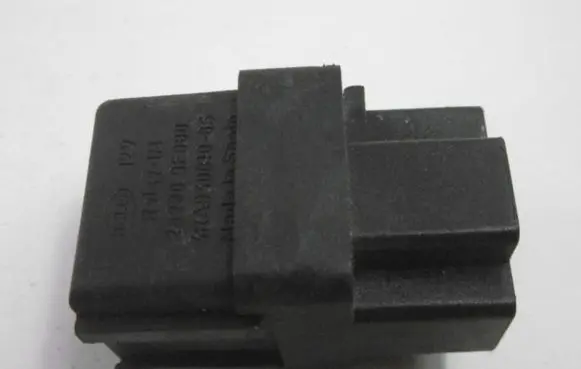 Ford Maverick Other relay 252309F900