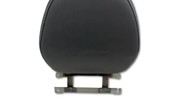 Volvo XC90 Front seat headrest 31498275