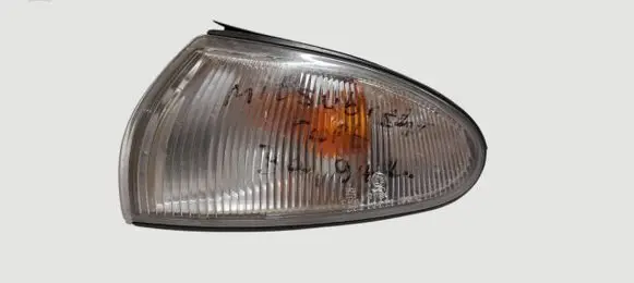 Mitsubishi Colt Front indicator light 21037776 011334 014533