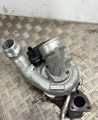 Jeep Grand Cherokee Turbo 35242180F 8230244 PUU01795