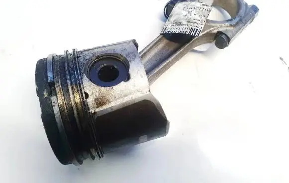 Citroen Xantia Piston with connecting rod