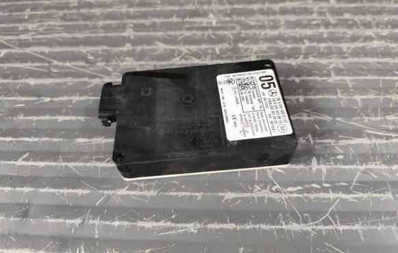 Mercedes-Benz CLA C117 X117 W117 Distronic sensor radar A0009055103 A0009019002