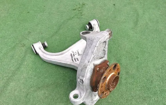 Mercedes-Benz AMG GT R190 C190 Front wheel hub A1903311100