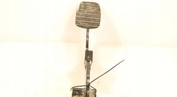 Renault Trafic III (X82) Clutch pedal 2517
