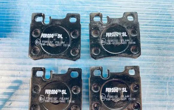 Mercedes-Benz E W210 Brake pads (rear) FSL644 A0014201320 90R01202