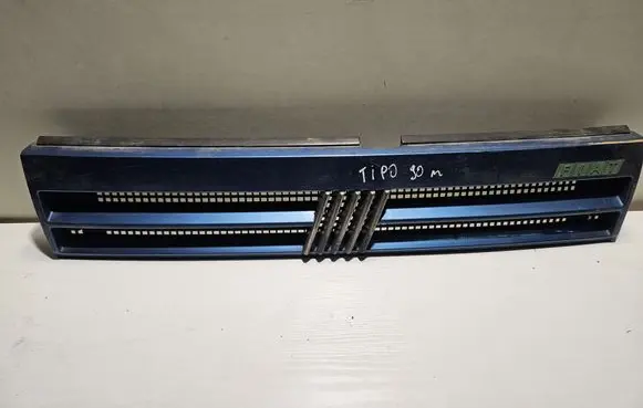 Fiat Tipo Front grill A2555381