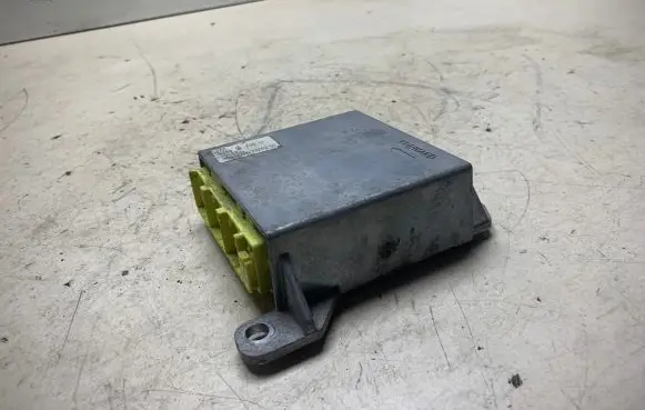 Mazda 6 Airbag control unit/module GJ6A57K30C 3326255 3116E