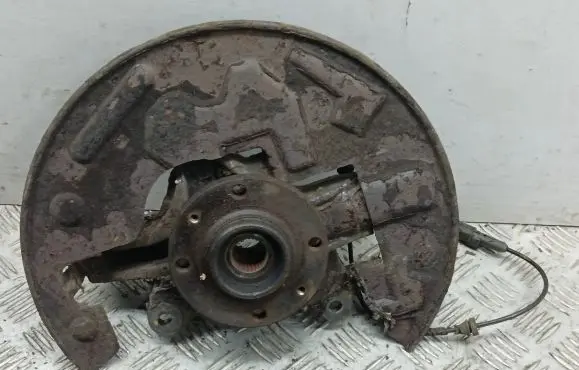 Citroen DS4 Front wheel hub