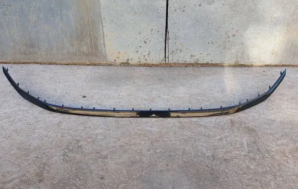 Audi Q8 Front bumper splitter molding 4M8853765