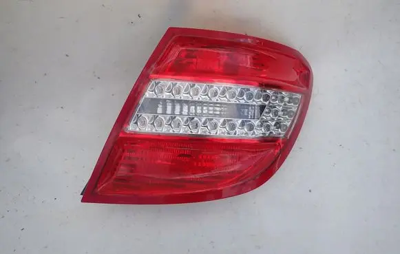 Mercedes-Benz C W204 Rear/tail lights