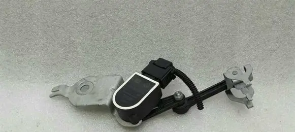 Mercedes-Benz E W238 Headlight/headlamp level sensor A0009053704
