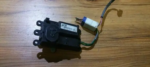 Mazda Xedos 6 Air flap motor/actuator ga601ca40a8c ga601ca40a-8c