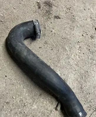 Opel Frontera B Intercooler hose/pipe
