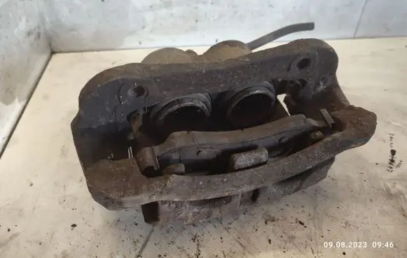 Hyundai H-1, Starex, Satellite Front brake caliper