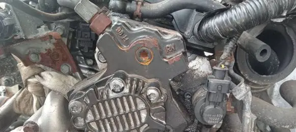 Fuel injection high pressure pump