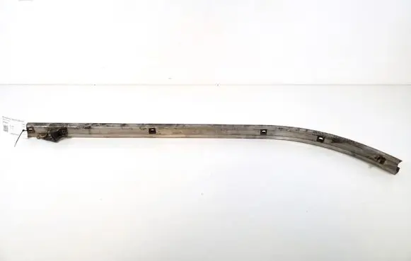 Mercedes-Benz Vito Viano W639 Sliding door middle roller runner A6397600335
