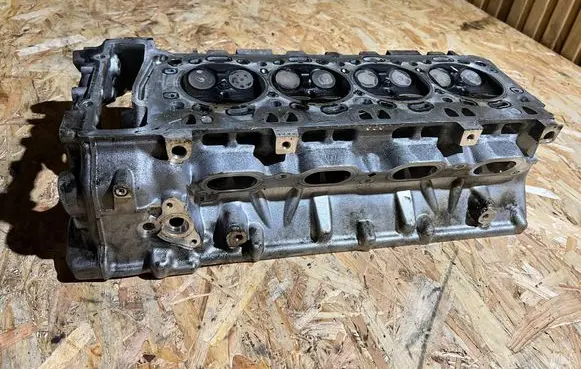 BMW 5 F10 F11 Other cylinder head part 761928106 3413092500122