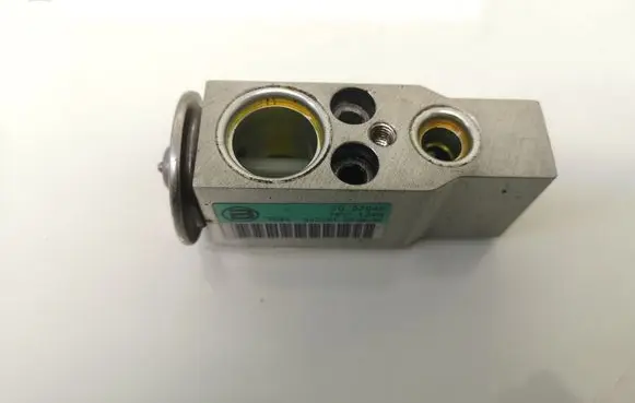 Opel Meriva A Air conditioning (A/C) expansion valve 7007048 HFC134A 52238190