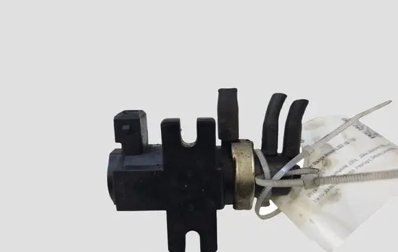 Land Rover Range Rover L322 Turbo solenoid valve 72190323 2246175