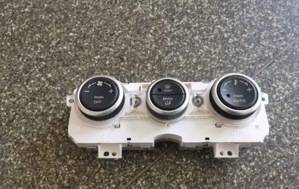 Mazda 6 Climate control unit