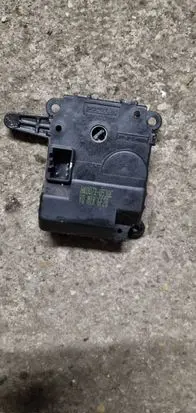 KIA Carnival Air flap motor/actuator H400730530C