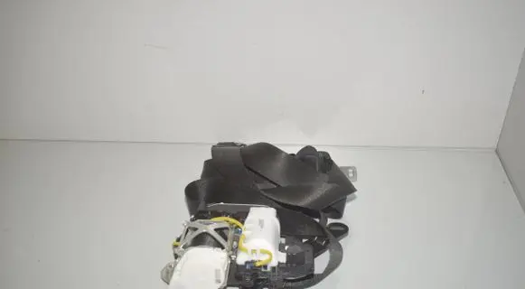 BMW 7 G11 G12 Front seatbelt 7402420 72117402420