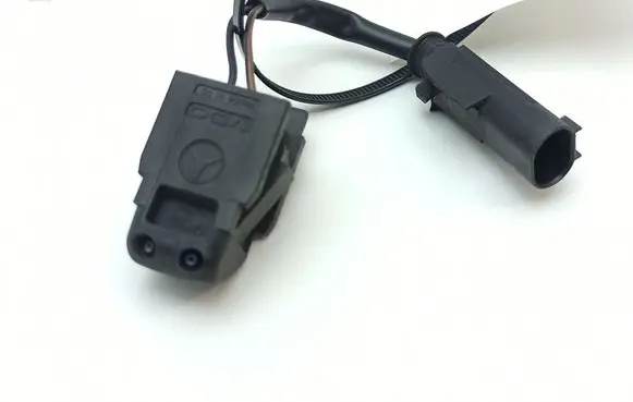 Mercedes-Benz CLK A209 C209 Windshield washer spray nozzle 