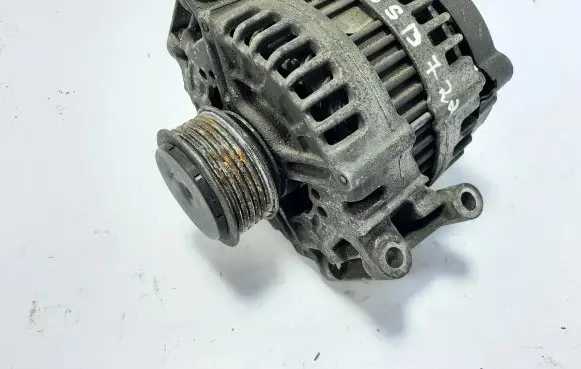 Audi A6 S6 C6 4F Generator/alternator 06E903018H