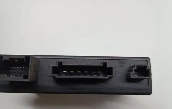 Volkswagen Touran I Tow bar trailer control unit/module 8E0907383A 5DS00840801