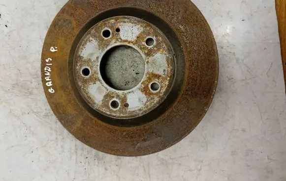 Mitsubishi Grandis Front brake disc