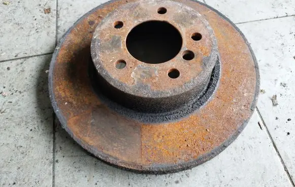 BMW 5 E60 E61 Front brake disc