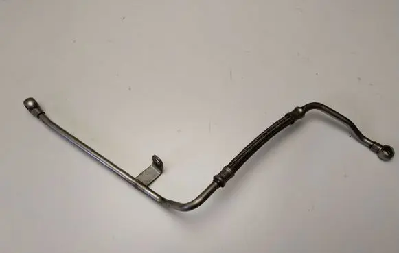 Audi A8 S8 D3 4E Turbo turbocharger oiling pipe/hose 057145772L