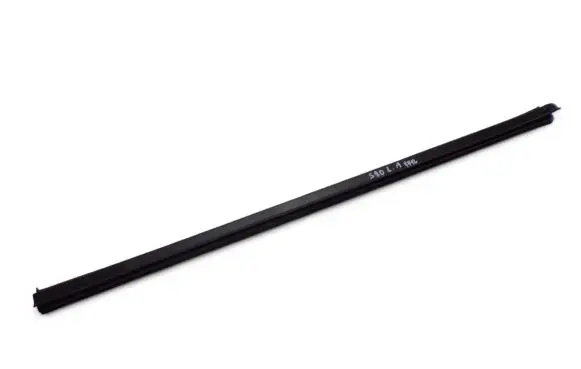 Volvo S80 Rubber seal rear door window/glass 