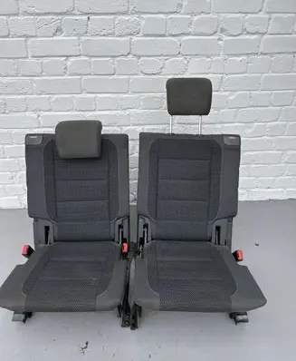 Volkswagen Touran II Third row seats 1T0885865 1T0885866A